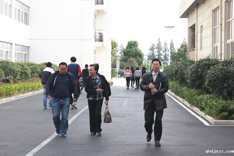 省教科院基教所专家徐兆兰教授来我校进行专项调研