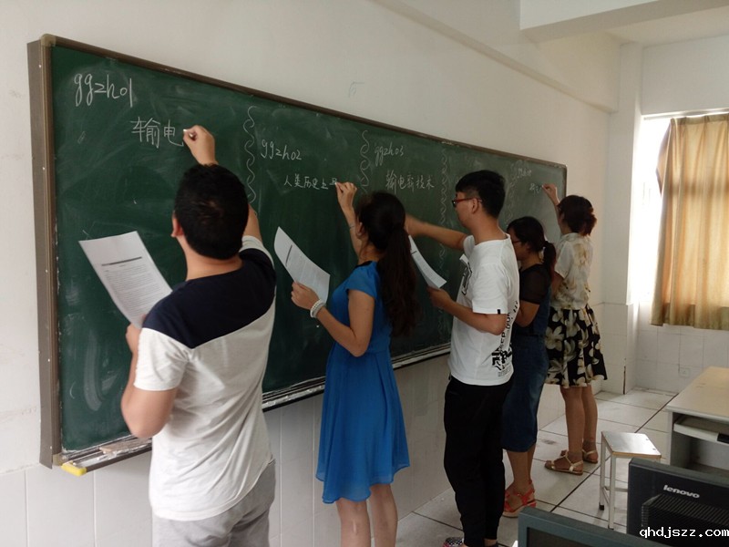 泰州市初、高中综合实践、高中信息（通用）技术青年教师教学基本功比赛在我校举行